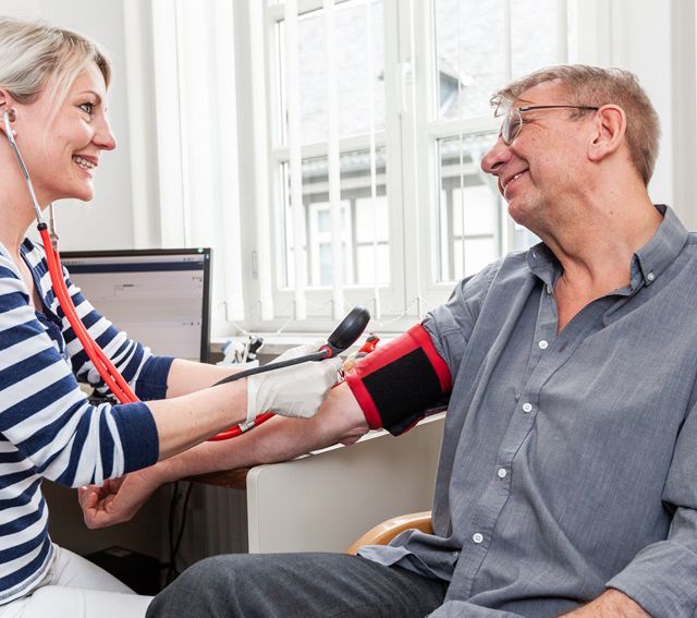 Dr. med. Bernd Wucherpfennig Facharzt für Innere Medizin